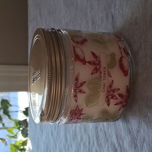 Bellevue Luxury Candles. Chai Tonka scent. 12oz. Two Wick Candle